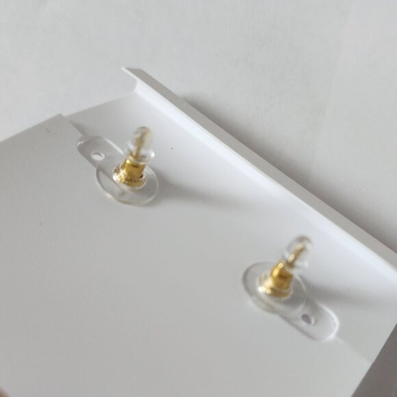 NWOT Kendra Scott, "Ellie" Stud Earring - Picture 2 of 3